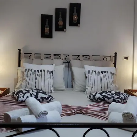 La Casa Re Basuli Holiday home Noto